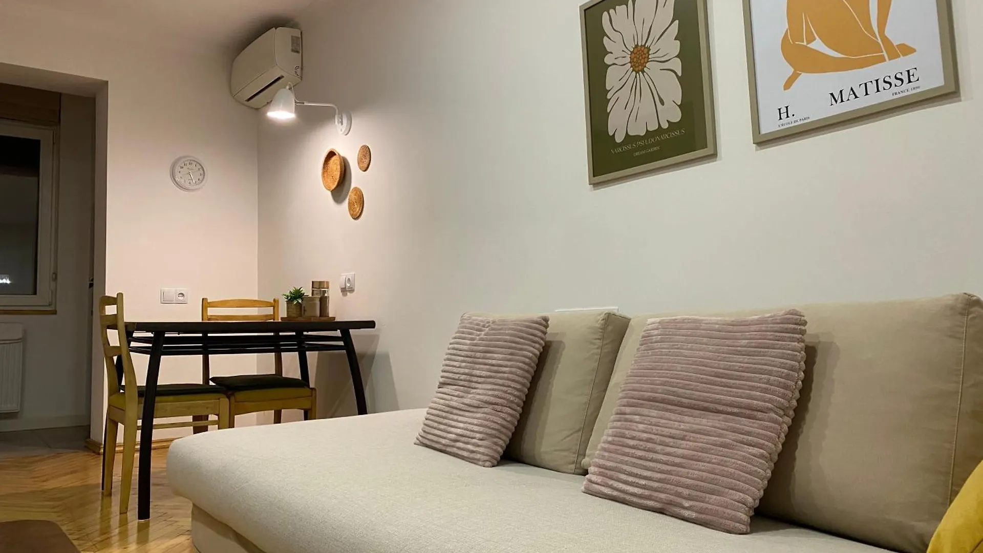 Chic 1-Bedroom Appartment On Saburtalo Tbilisi Georgia